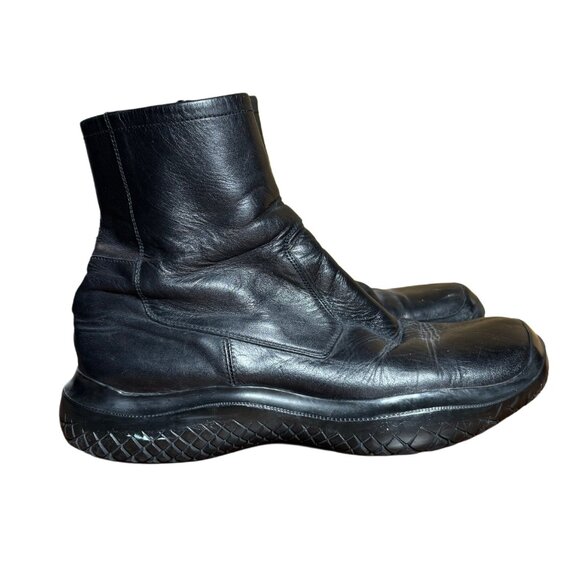 Vintage 1999 Prada Linea Rossa square-toe chelsea boots - Picture 4 of 9